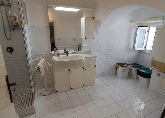 Vakantiehuis Trullo Vacanze Desa 1 *